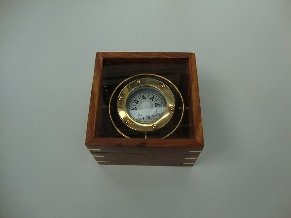 Kompass im Teak - Holzkasten Luxus klein