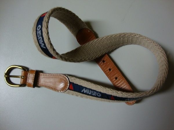 Musto Gürtel mit Lederschnalle beige S